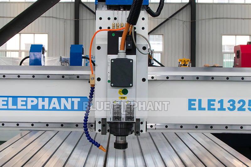 數(shù)控開(kāi)料機(jī)零部件