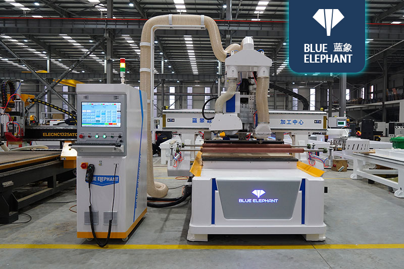 數(shù)控開(kāi)料機(jī)